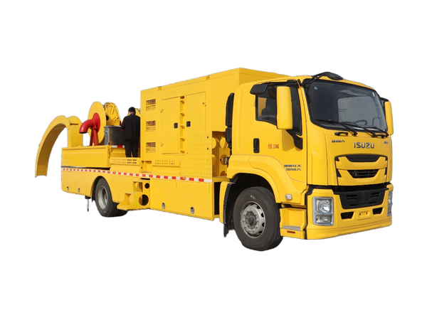 Large flow remote water supply and drainage rescue vehicle