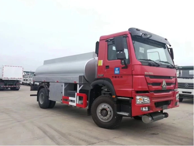 HOWO Light Duty 4×2 Fresh Milk Tanker