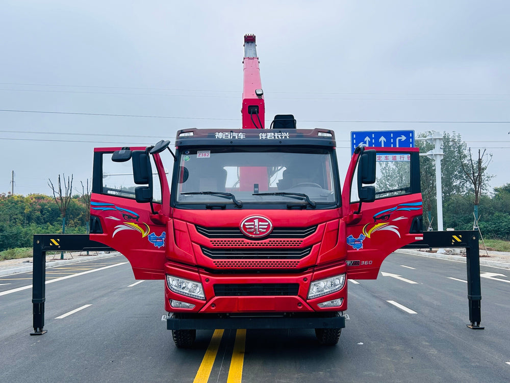 FAW 8×4 360HP Telescopic Boom Crane