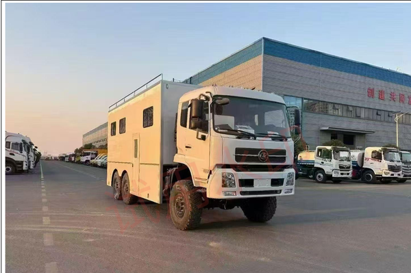 Transport truck