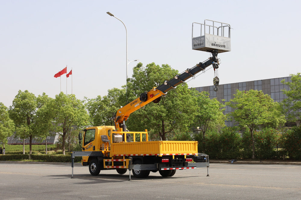 FAW GKS20 3-in-1 Aerial Work Platform With Crane
