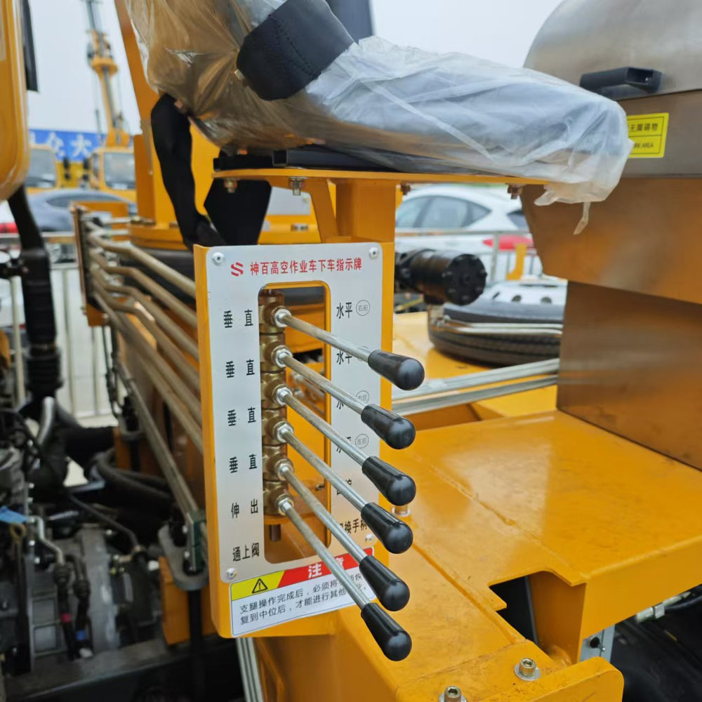 FAW GKS20 3-in-1 Aerial Work Platform With Crane